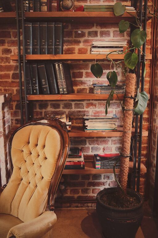 Tips for Creating a Cozy Reading Nook in Your Home
